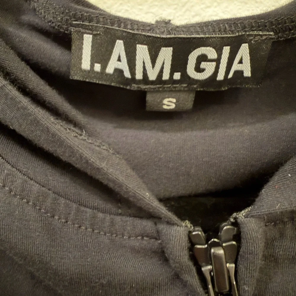 I AM GIA Hoodie - Picture 3 of 9